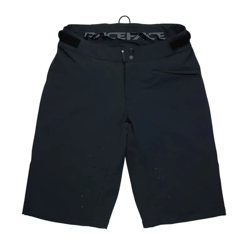 2022 Race Face Indy Womens Shorts in Black