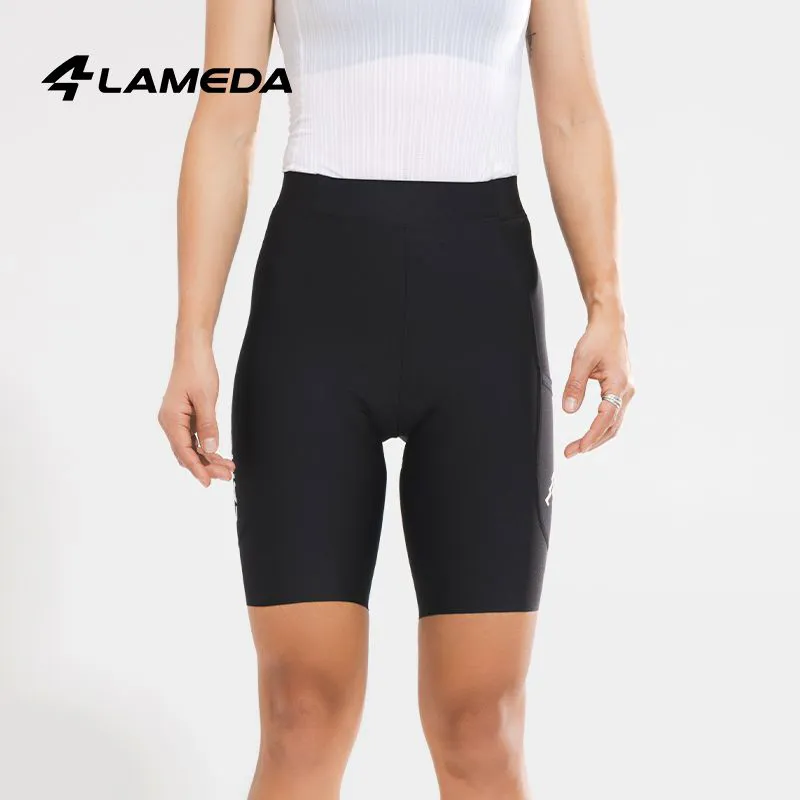 Lameda Women's Cargo Shorts Black