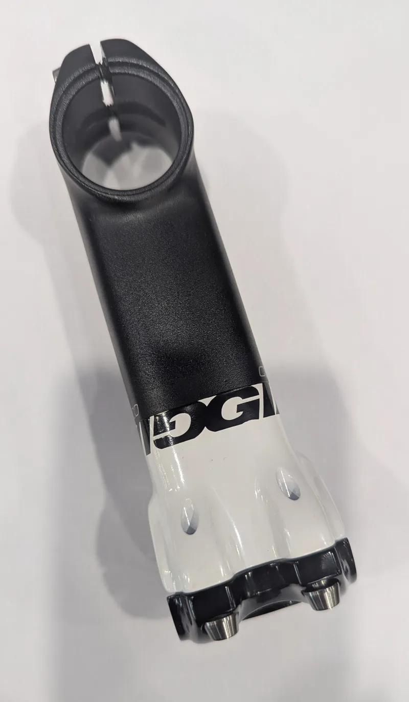 Giant Contact Stem 110 x 8deg black/white-1